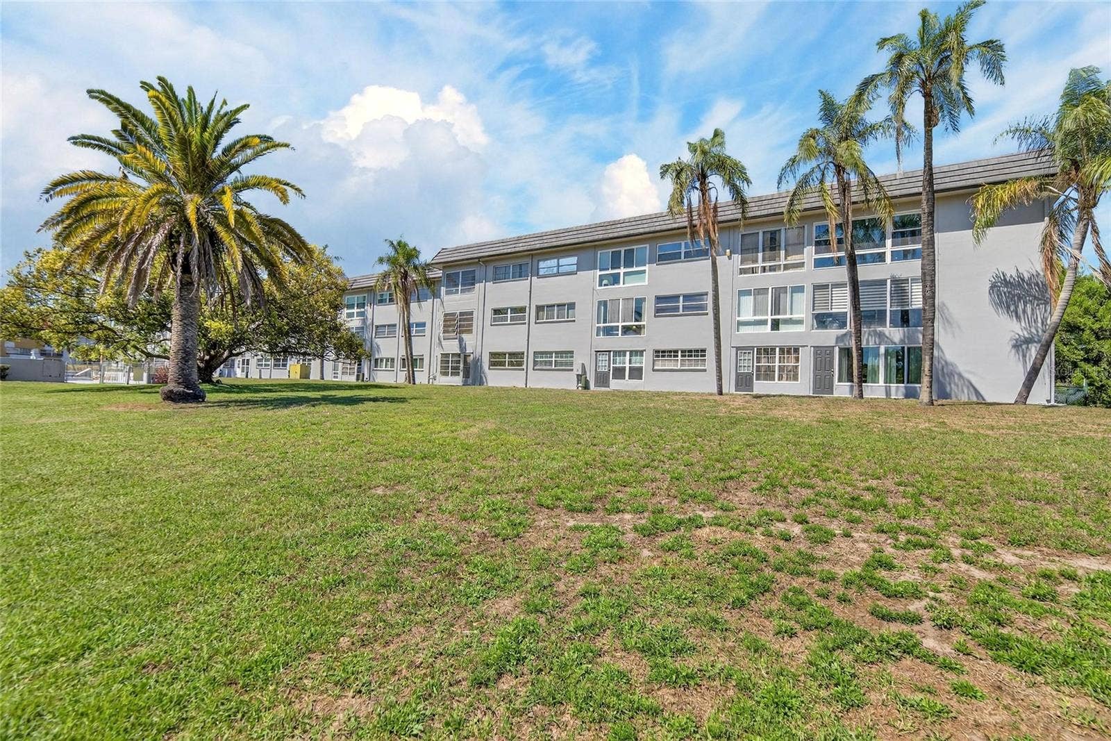 1303 S HERCULES AVENUE, #2, Clearwater, FL 33764 Back View