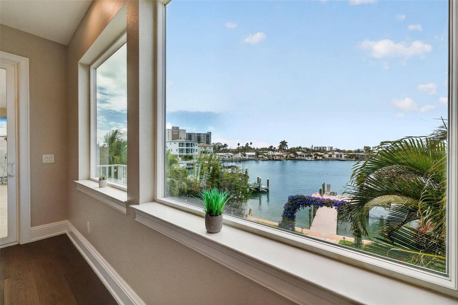 13 TREASURE LN, Treasure Island, FL 33706
