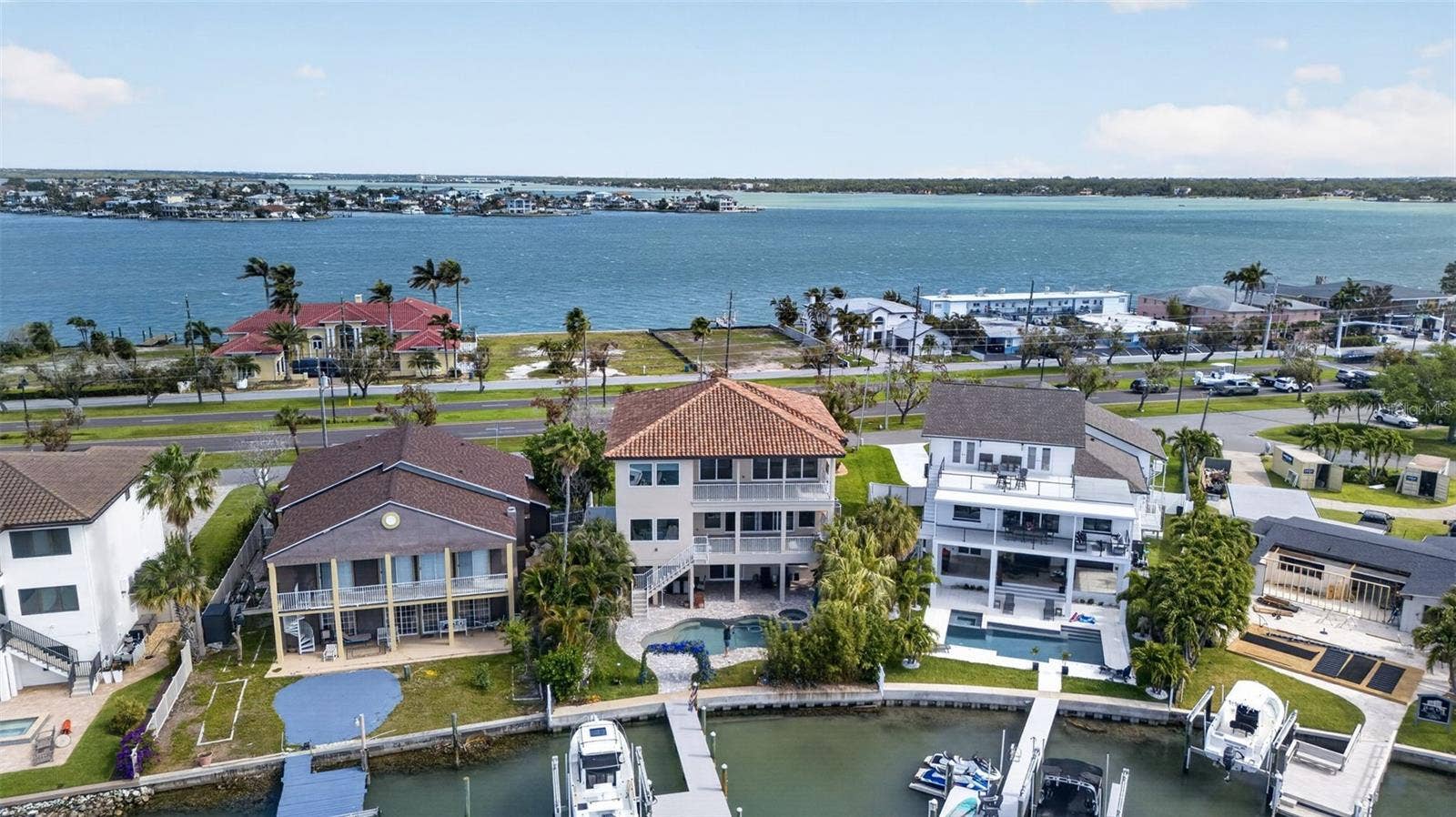 13 TREASURE LN, Treasure Island, FL 33706