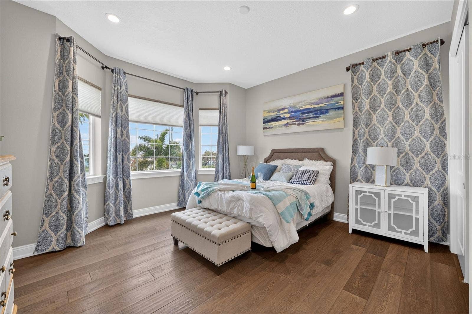 13 TREASURE LN, Treasure Island, FL 33706