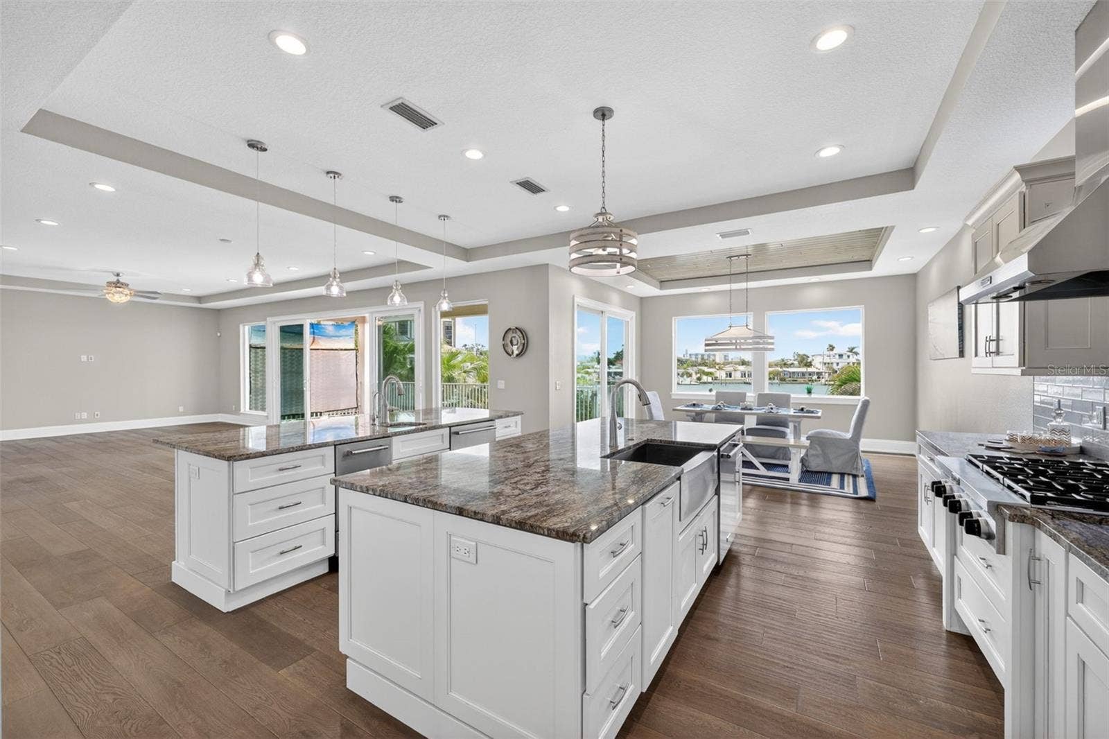 13 TREASURE LN, Treasure Island, FL 33706