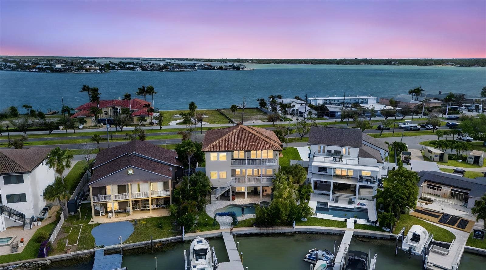 13 TREASURE LN, Treasure Island, FL 33706