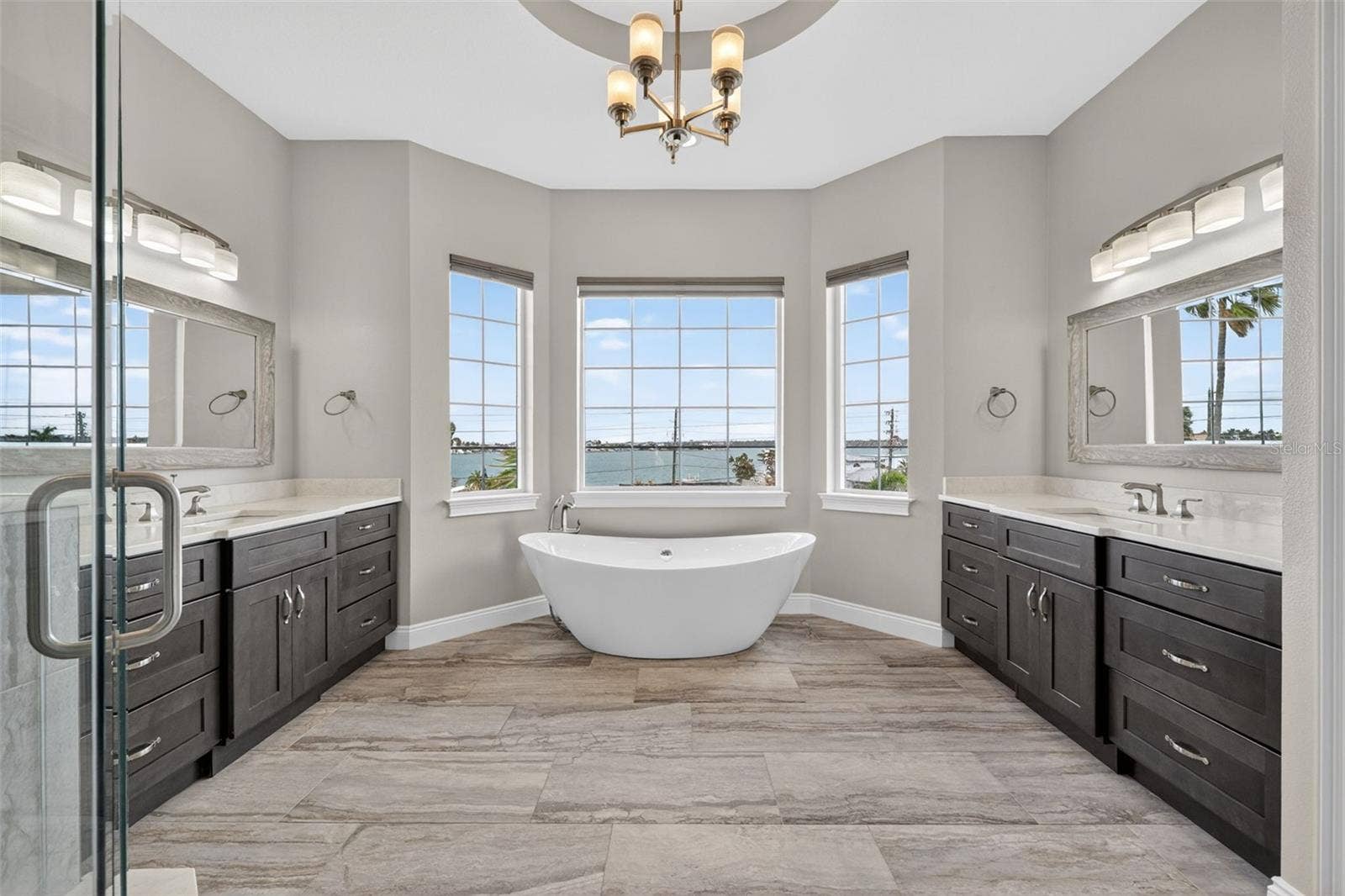 13 TREASURE LN, Treasure Island, FL 33706