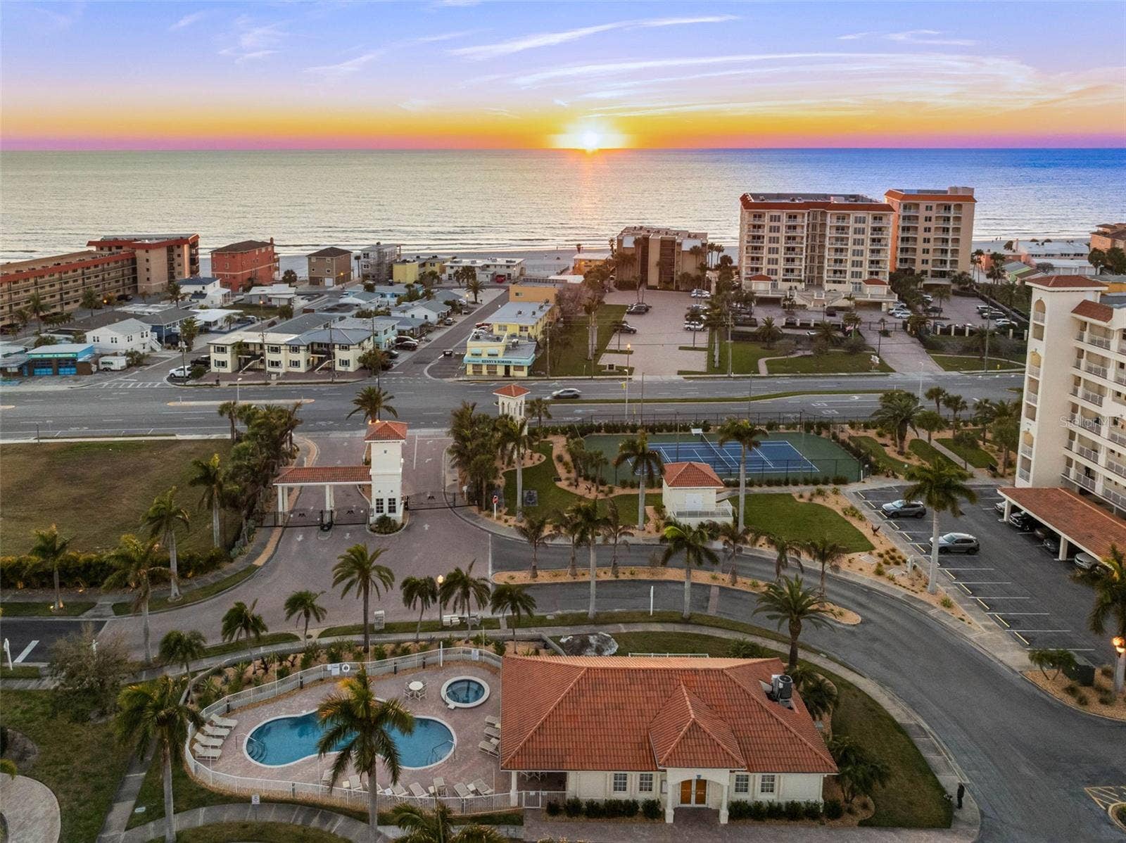 124 FOREST HILLS DRIVE, Redington Shores, FL 33708