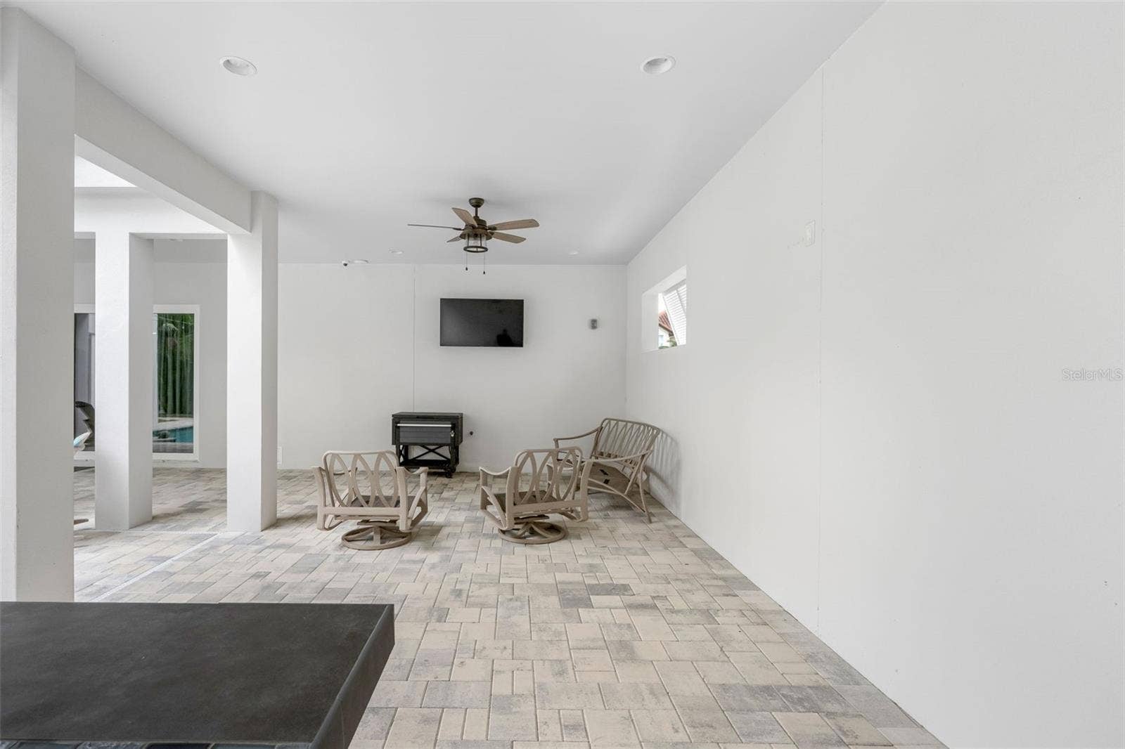124 FOREST HILLS DRIVE, Redington Shores, FL 33708