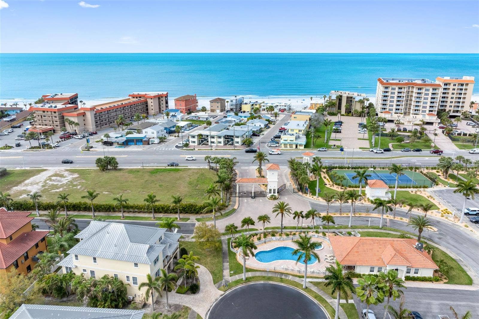 124 FOREST HILLS DRIVE, Redington Shores, FL 33708