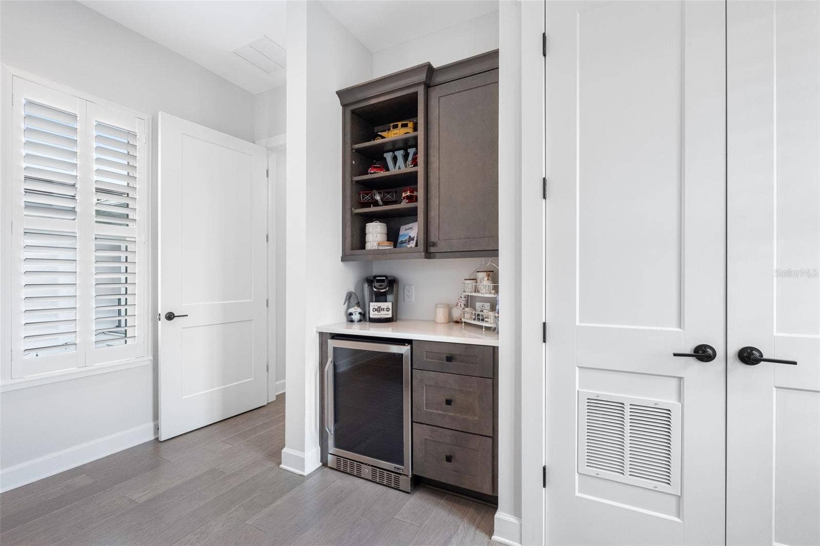 124 FOREST HILLS DRIVE, Redington Shores, FL 33708