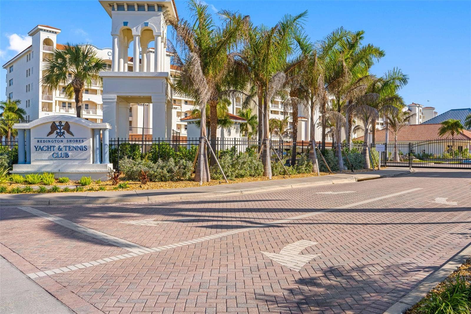 124 FOREST HILLS DRIVE, Redington Shores, FL 33708