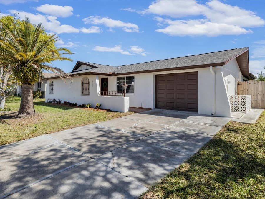Property photo for 9430 GLEN MOOR LANE, Port Richey, FL