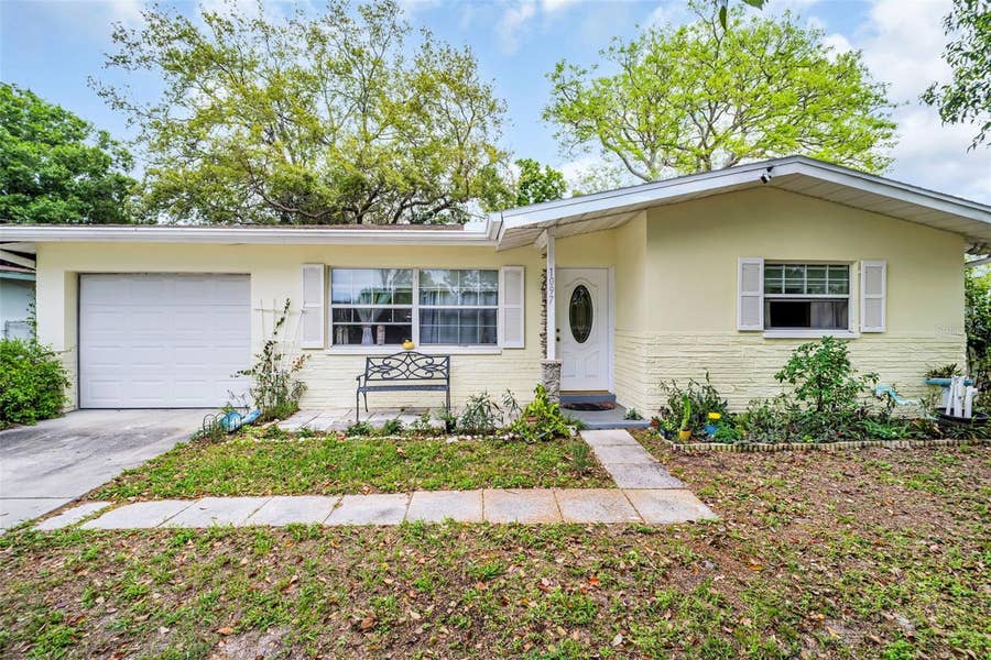 Property photo for 1097 KENWOOD DRIVE, Dunedin, FL
