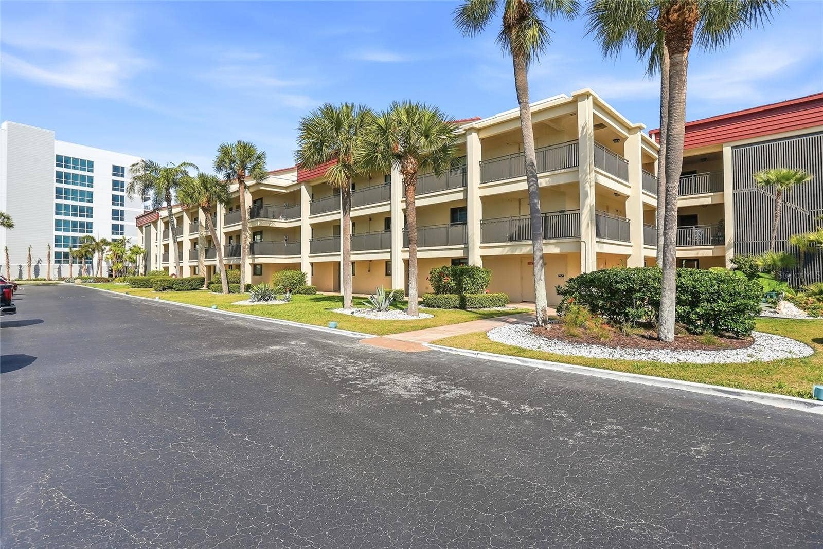 868 BAYWAY BOULEVARD, #101, Clearwater Beach, FL 33767