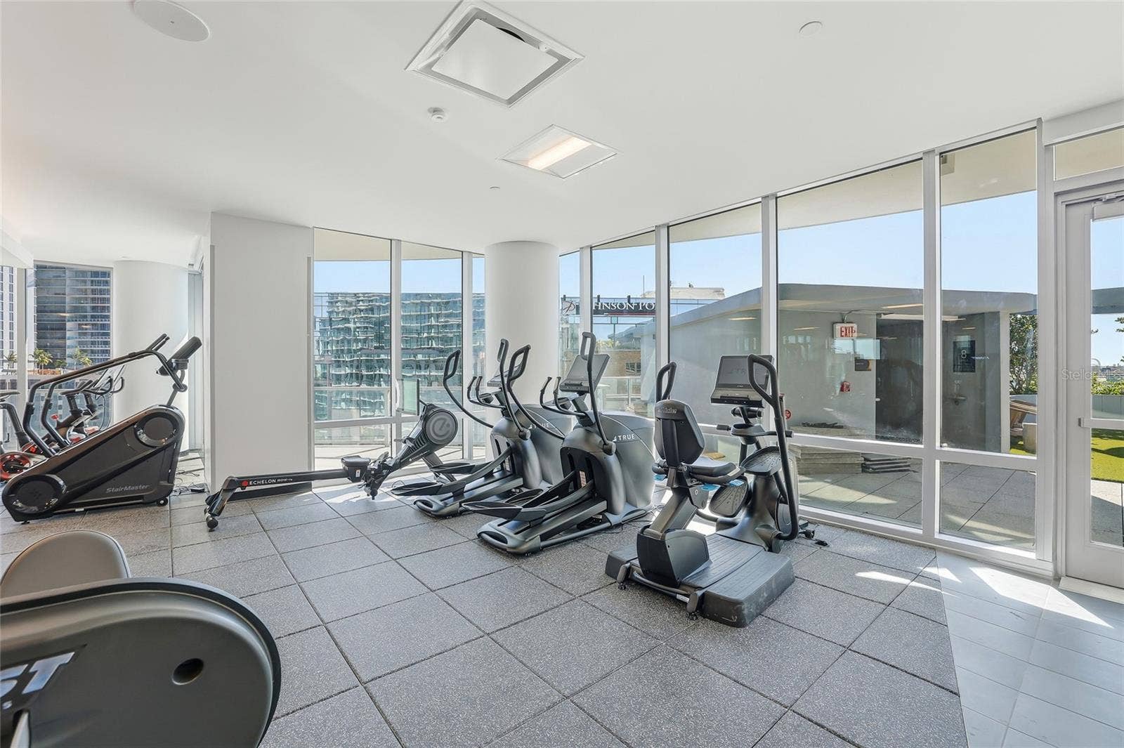 400 CENTRAL AVENUE, #2008, St Petersburg, FL 33701 400 CENTRAL AVENUE, #2008, St Petersburg, FL 33701