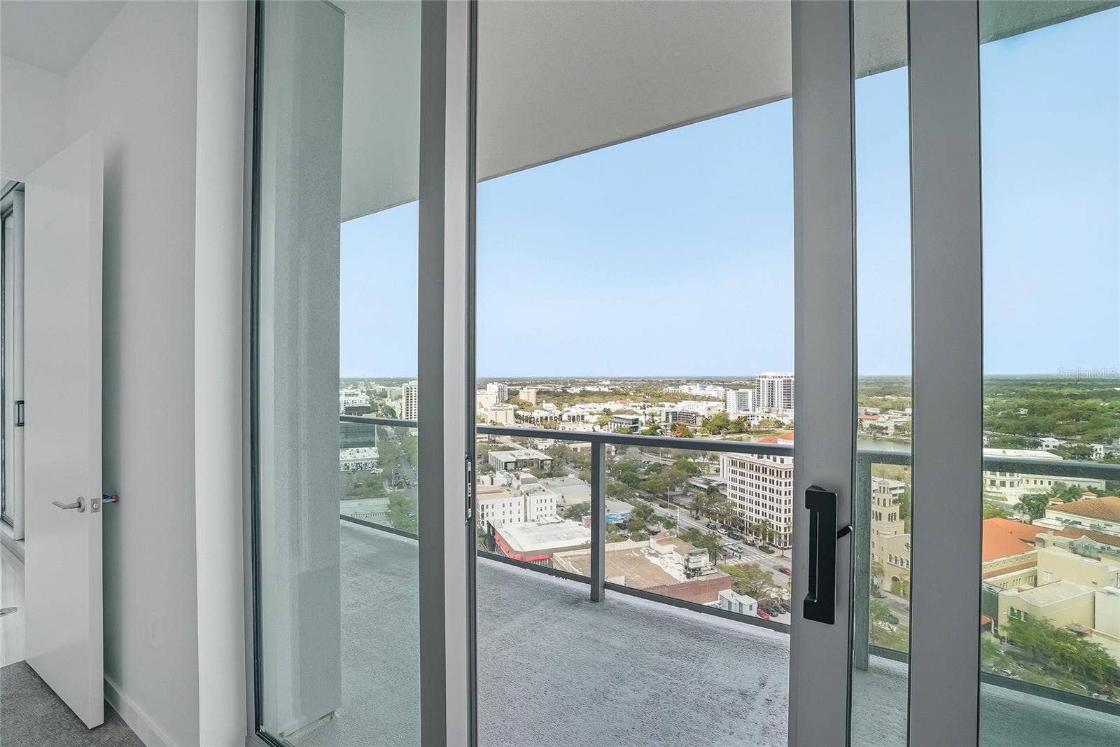 400 CENTRAL AVENUE, #2008, St Petersburg, FL 33701 400 CENTRAL AVENUE, #2008, St Petersburg, FL 33701