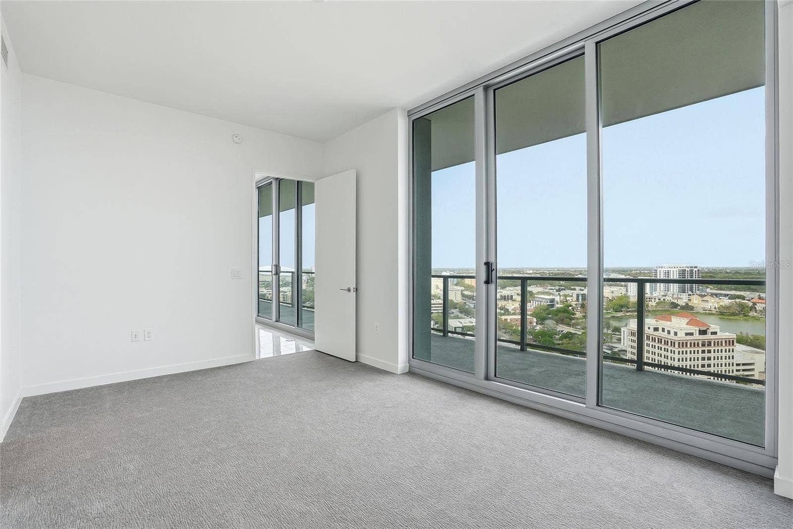 400 CENTRAL AVENUE, #2008, St Petersburg, FL 33701 400 CENTRAL AVENUE, #2008, St Petersburg, FL 33701