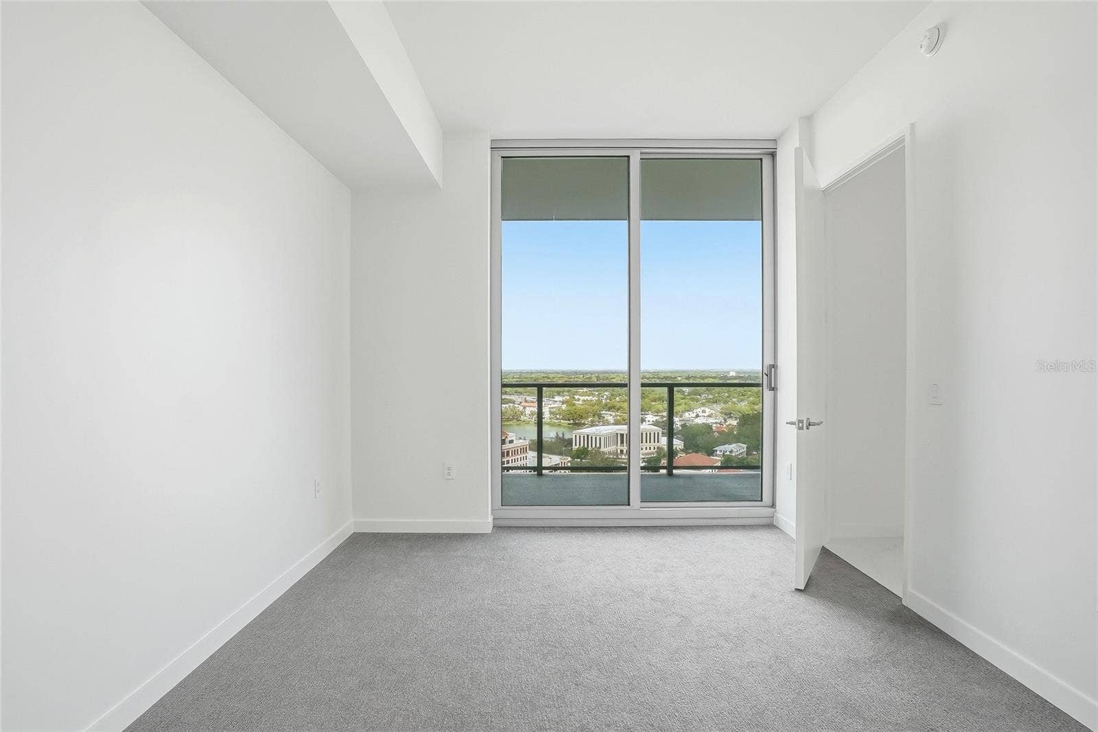 400 CENTRAL AVENUE, #2008, St Petersburg, FL 33701 400 CENTRAL AVENUE, #2008, St Petersburg, FL 33701
