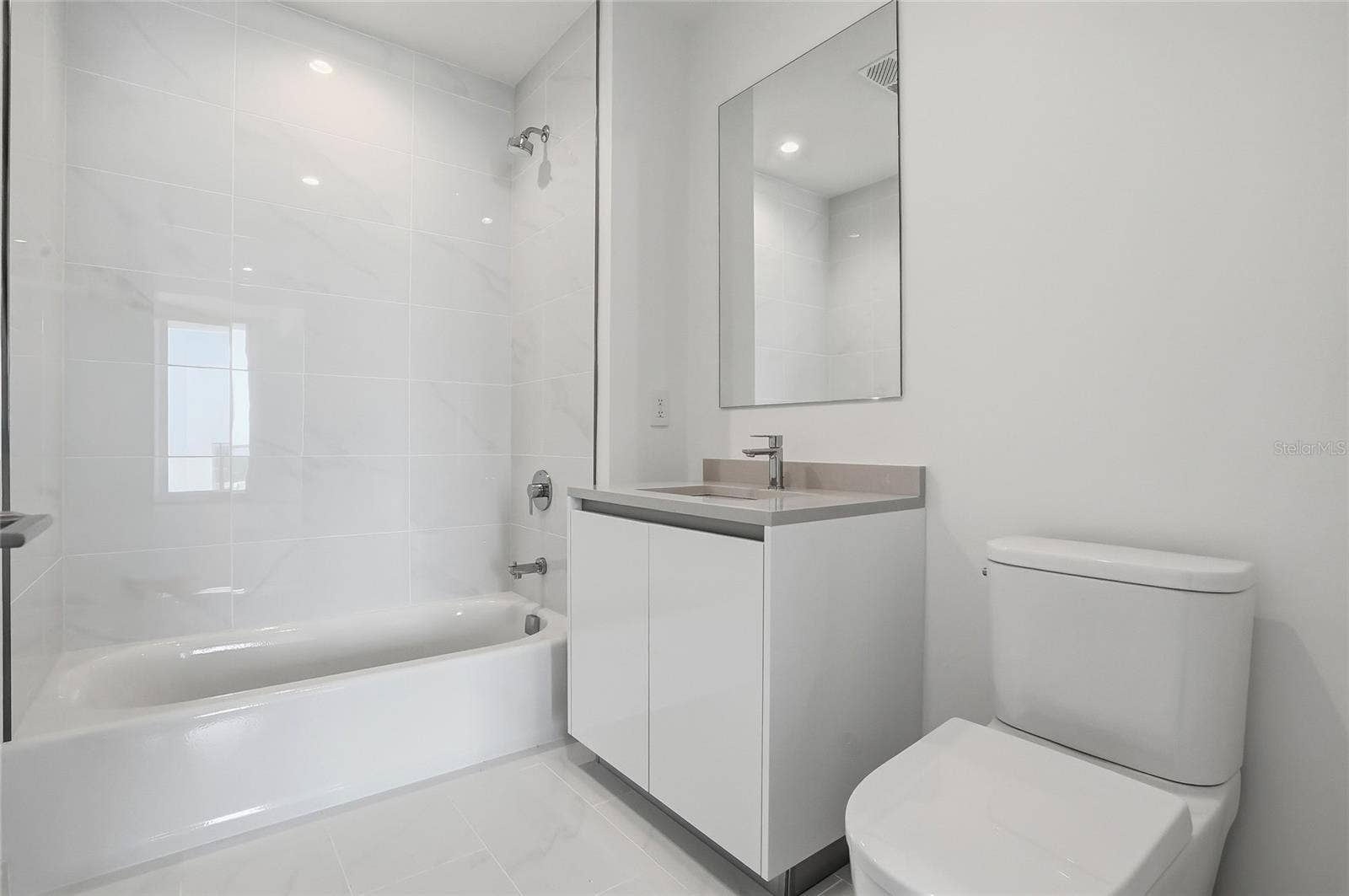 400 CENTRAL AVENUE, #2008, St Petersburg, FL 33701 400 CENTRAL AVENUE, #2008, St Petersburg, FL 33701
