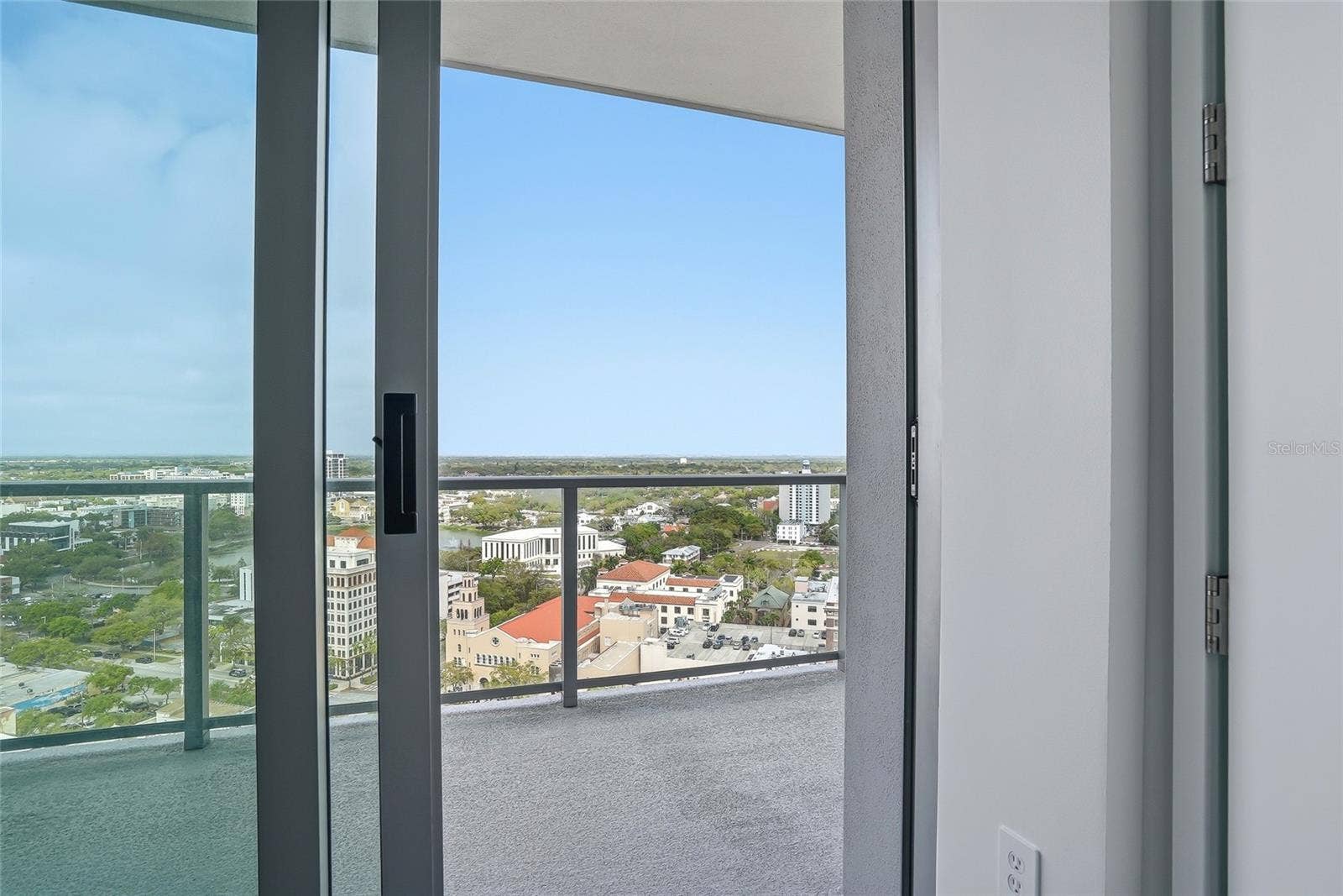 400 CENTRAL AVENUE, #2008, St Petersburg, FL 33701 400 CENTRAL AVENUE, #2008, St Petersburg, FL 33701
