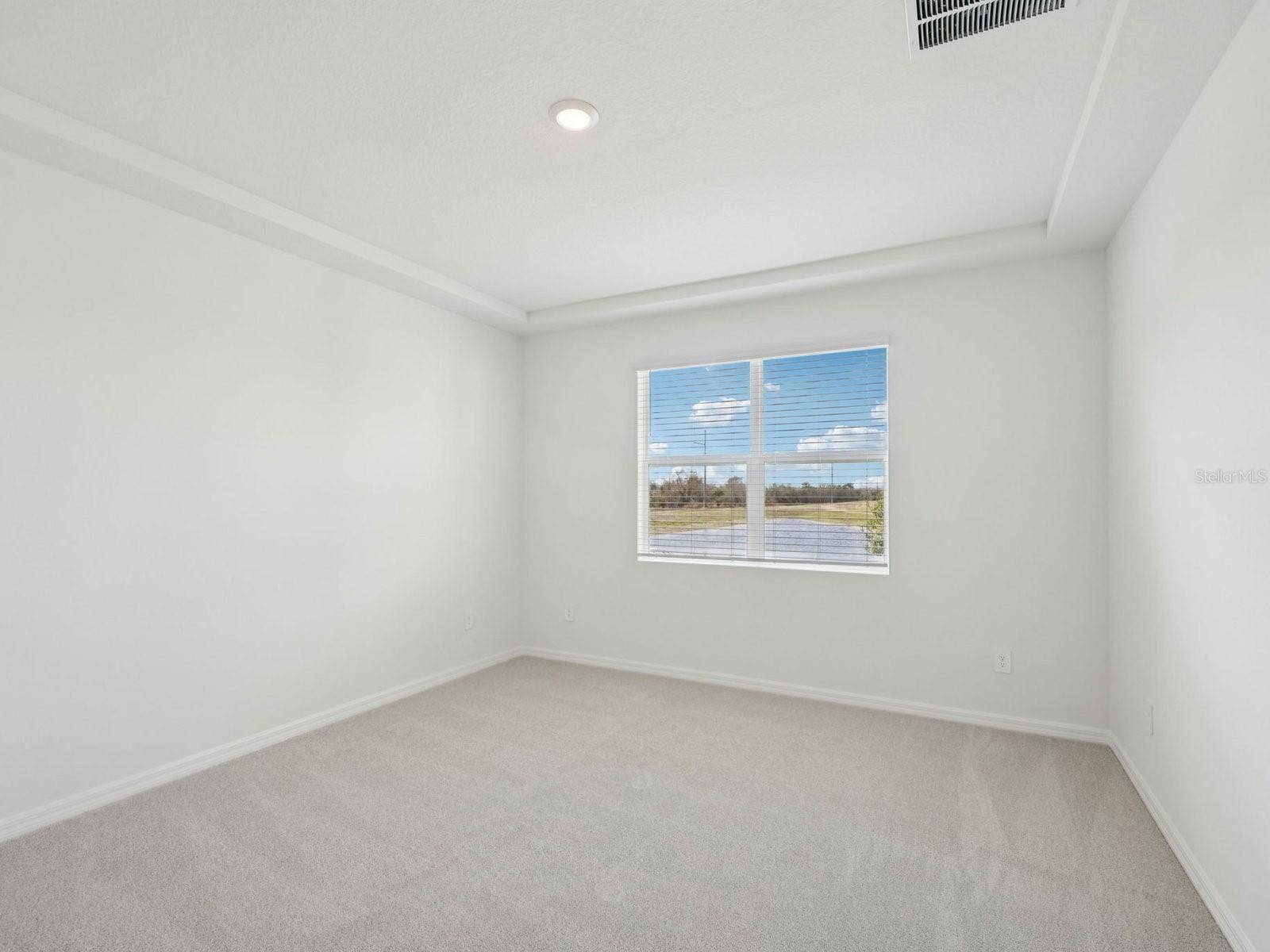 9009 VENETIA COURT, Palmetto, FL 34221 Interior photos are not of the actual home but are photos of the builder home with the same floorplan with similar interior finishes and features.