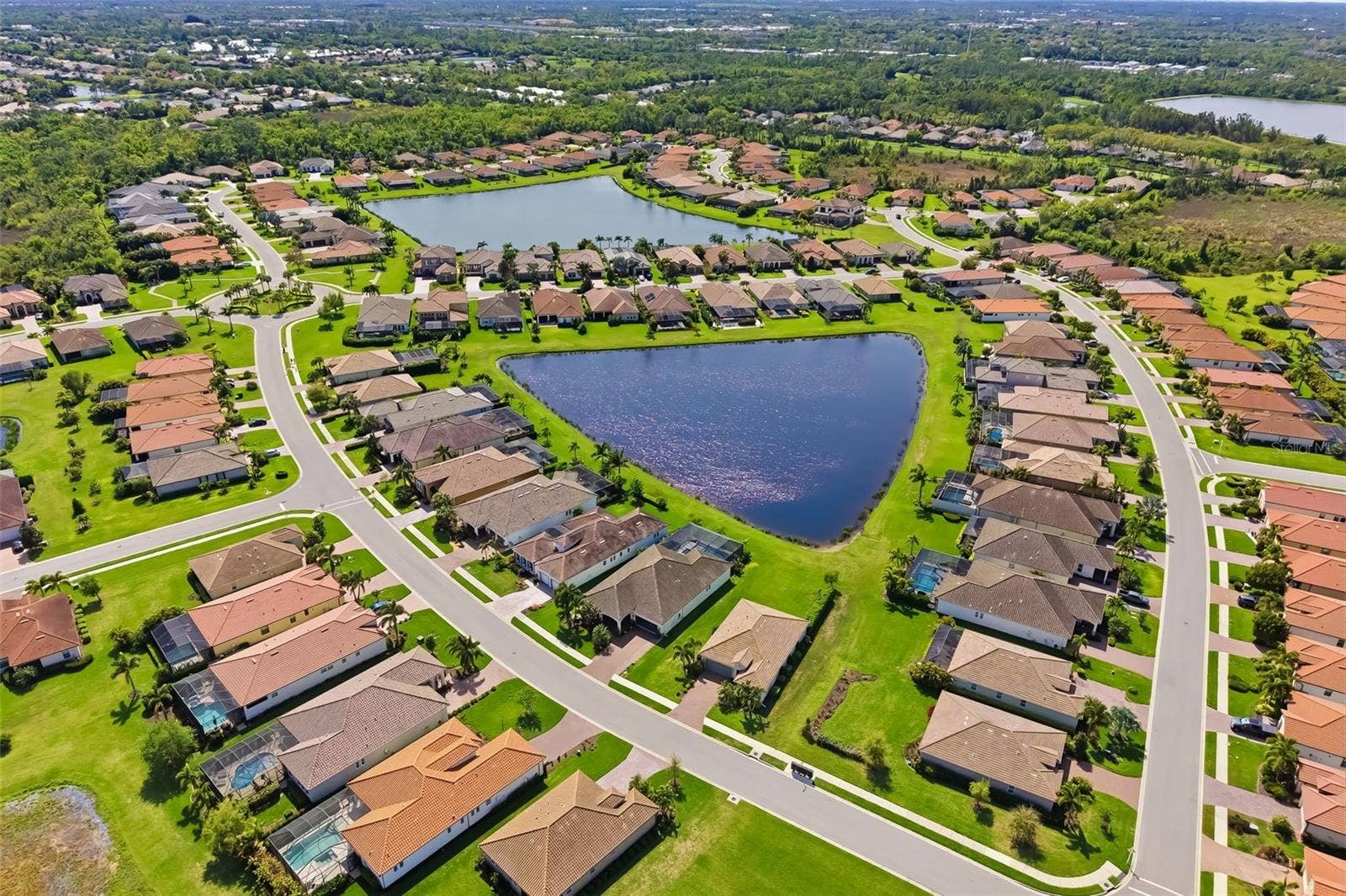 10107 CARNOUSTIE PLACE, Bradenton, FL 34211 10107 CARNOUSTIE PLACE, Bradenton, FL 34211
