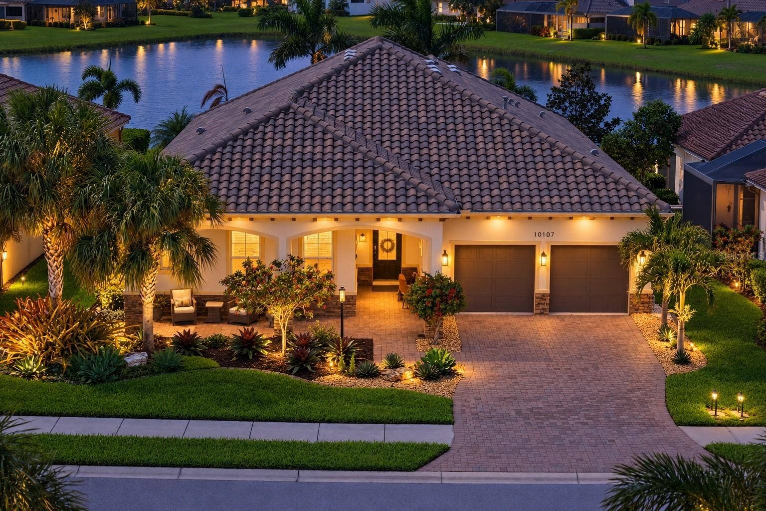 10107 CARNOUSTIE PLACE, Bradenton, FL 34211 10107 CARNOUSTIE PLACE, Bradenton, FL 34211