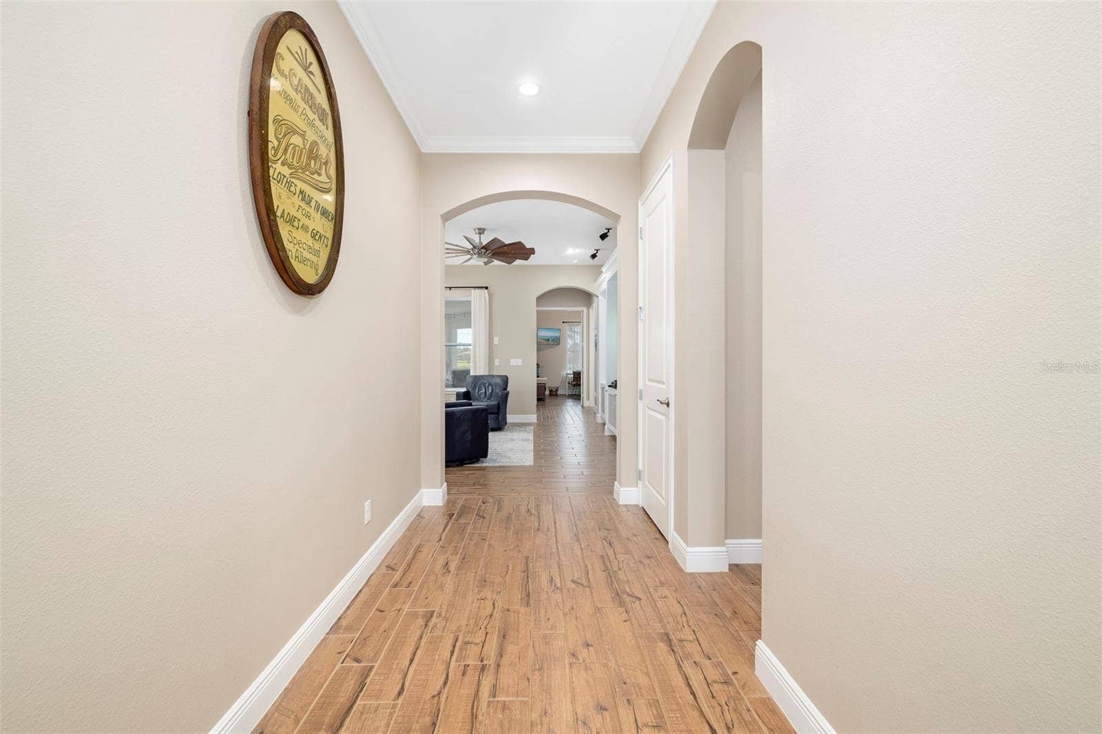 10107 CARNOUSTIE PLACE, Bradenton, FL 34211 Entryway