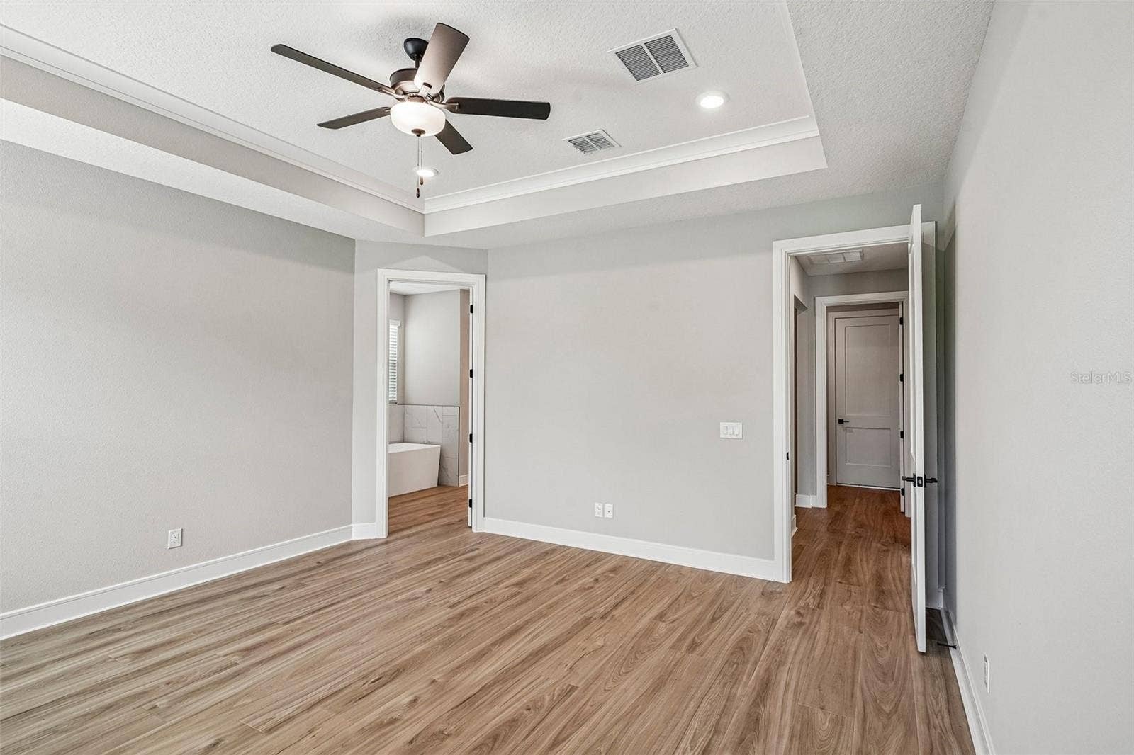 3832 SADDLE HILL TRAIL, Fruitland Park, FL 34731 3832 SADDLE HILL TRAIL, Fruitland Park, FL 34731