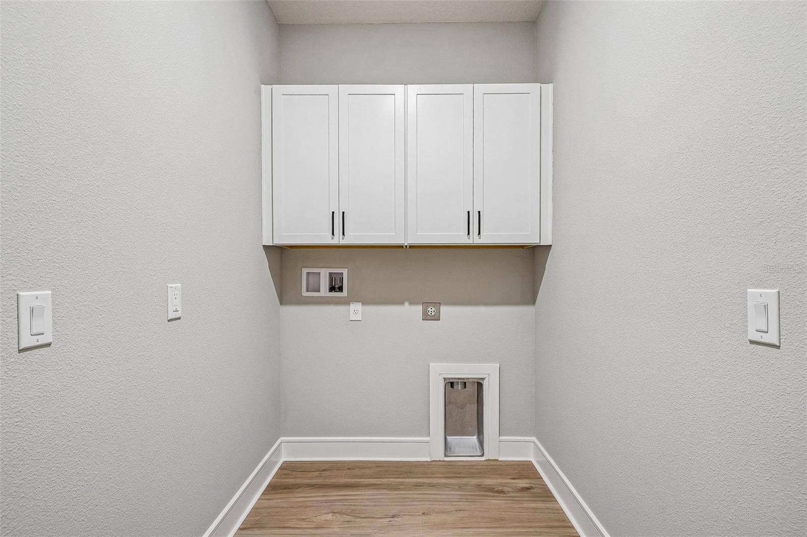 3832 SADDLE HILL TRAIL, Fruitland Park, FL 34731 3832 SADDLE HILL TRAIL, Fruitland Park, FL 34731