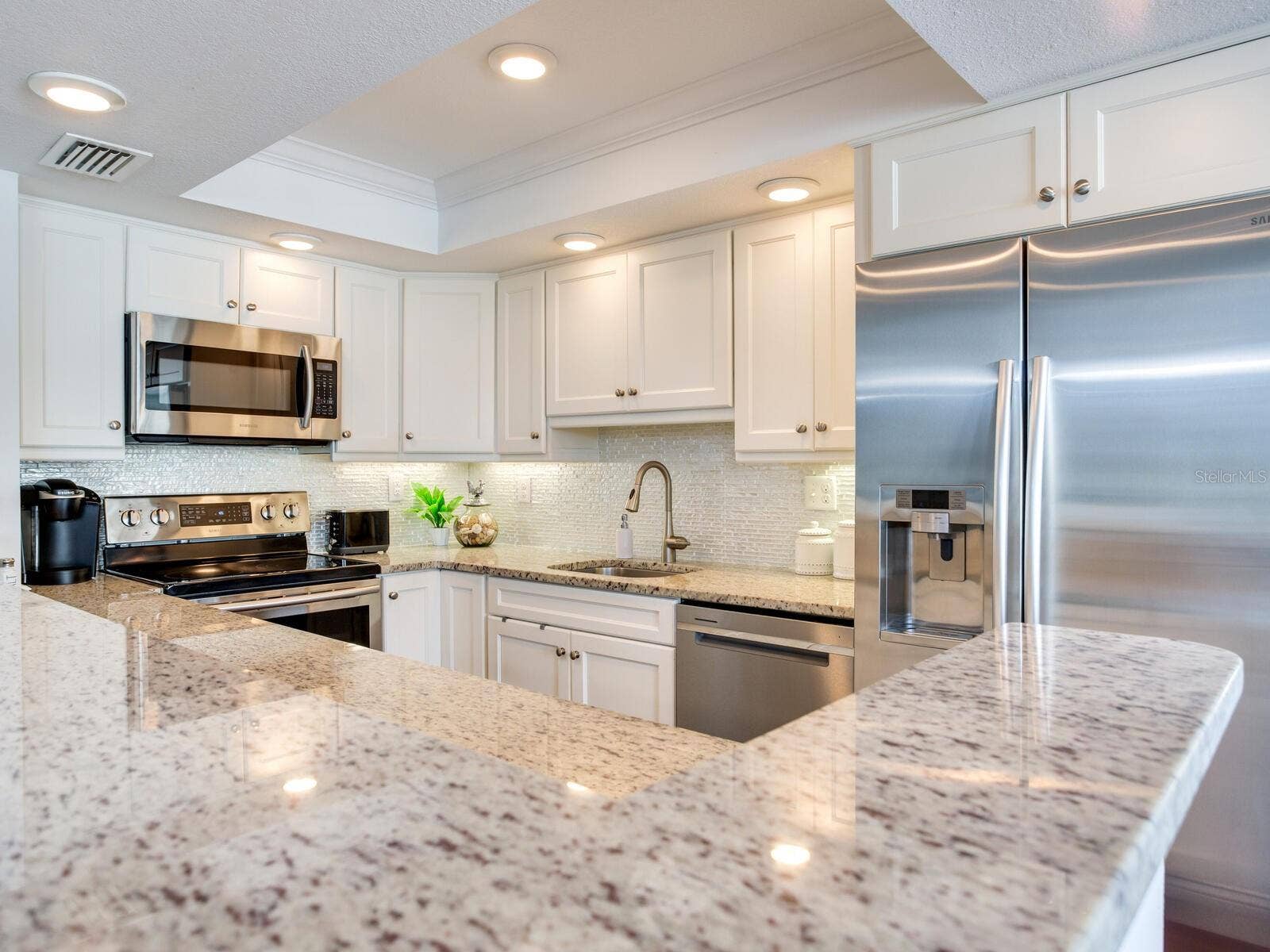 660 ISLAND WAY, #202, Clearwater Beach, FL 33767