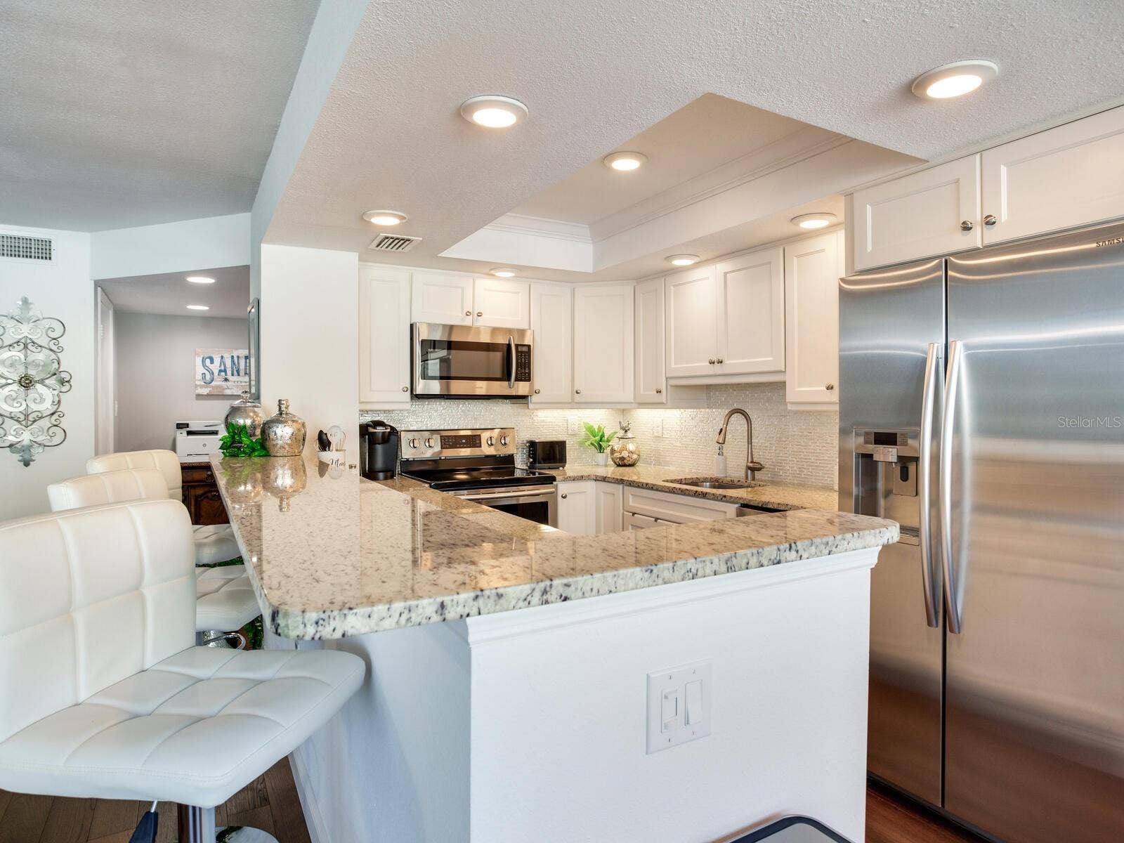 660 ISLAND WAY, #202, Clearwater Beach, FL 33767