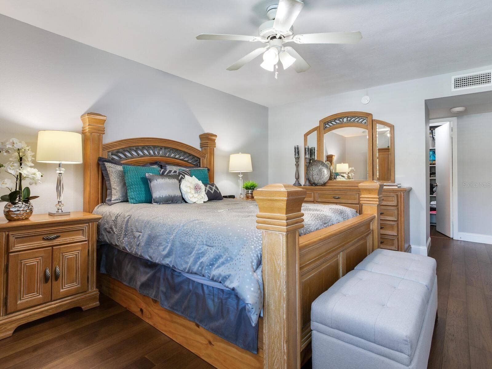 660 ISLAND WAY, #202, Clearwater Beach, FL 33767