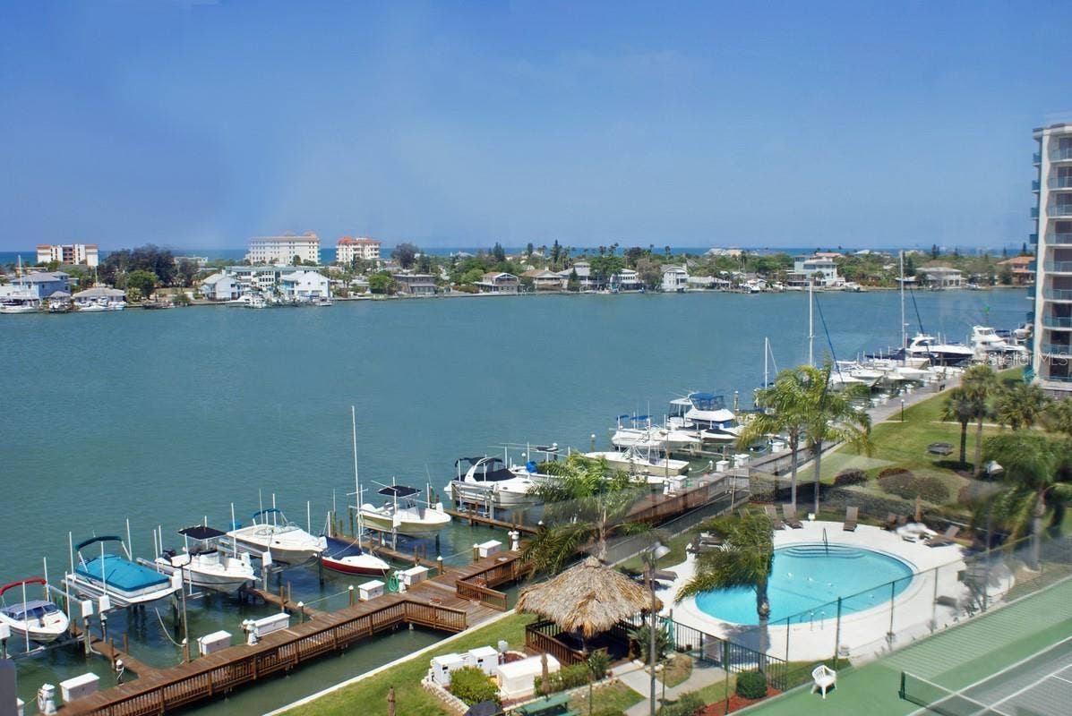 660 ISLAND WAY, #202, Clearwater Beach, FL 33767