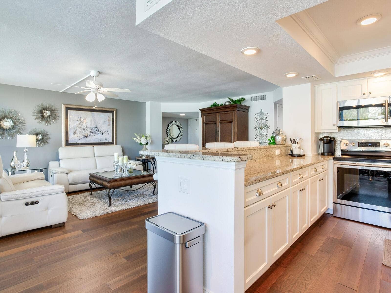 660 ISLAND WAY, #202, Clearwater Beach, FL 33767