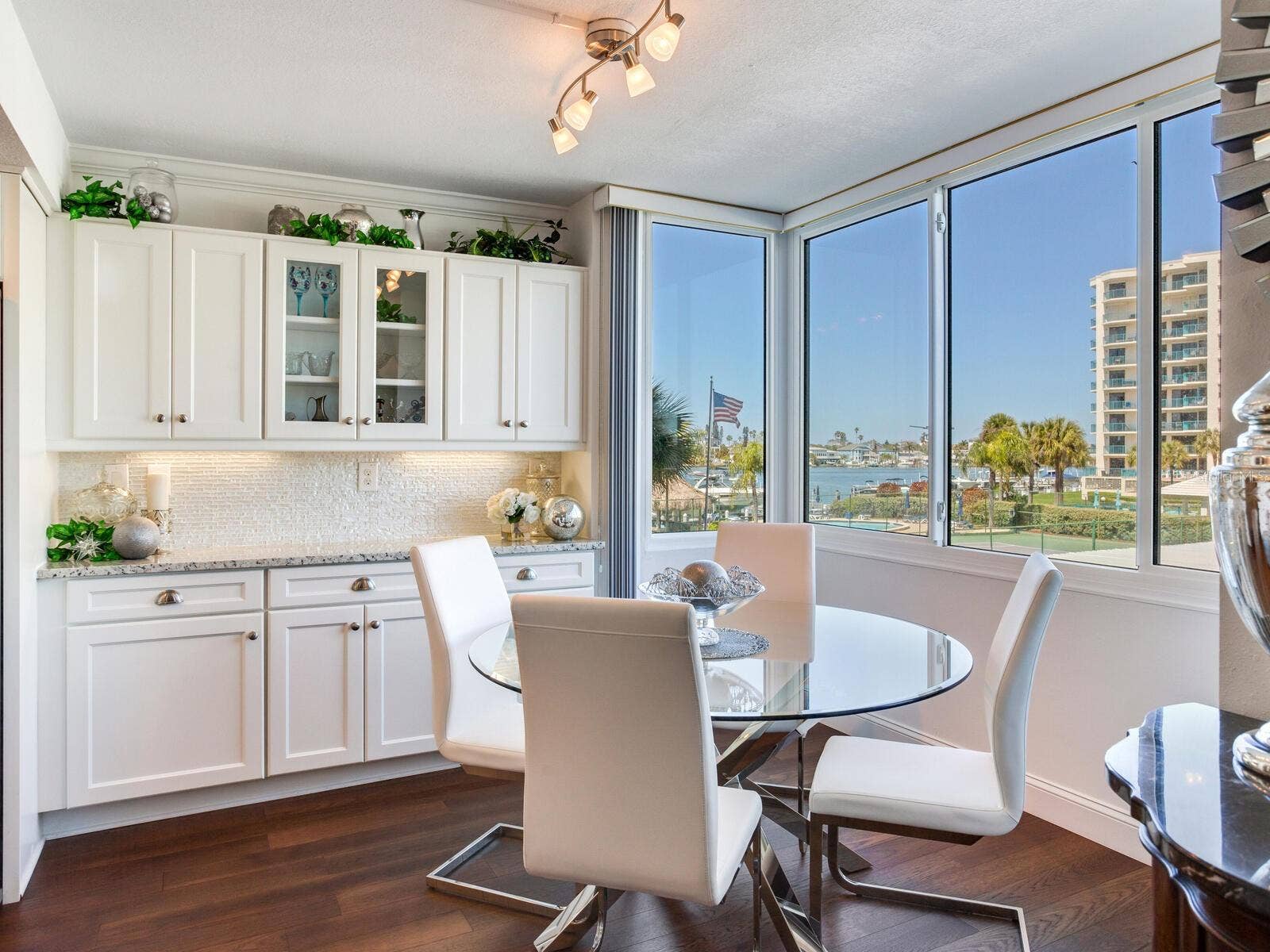 660 ISLAND WAY, #202, Clearwater Beach, FL 33767
