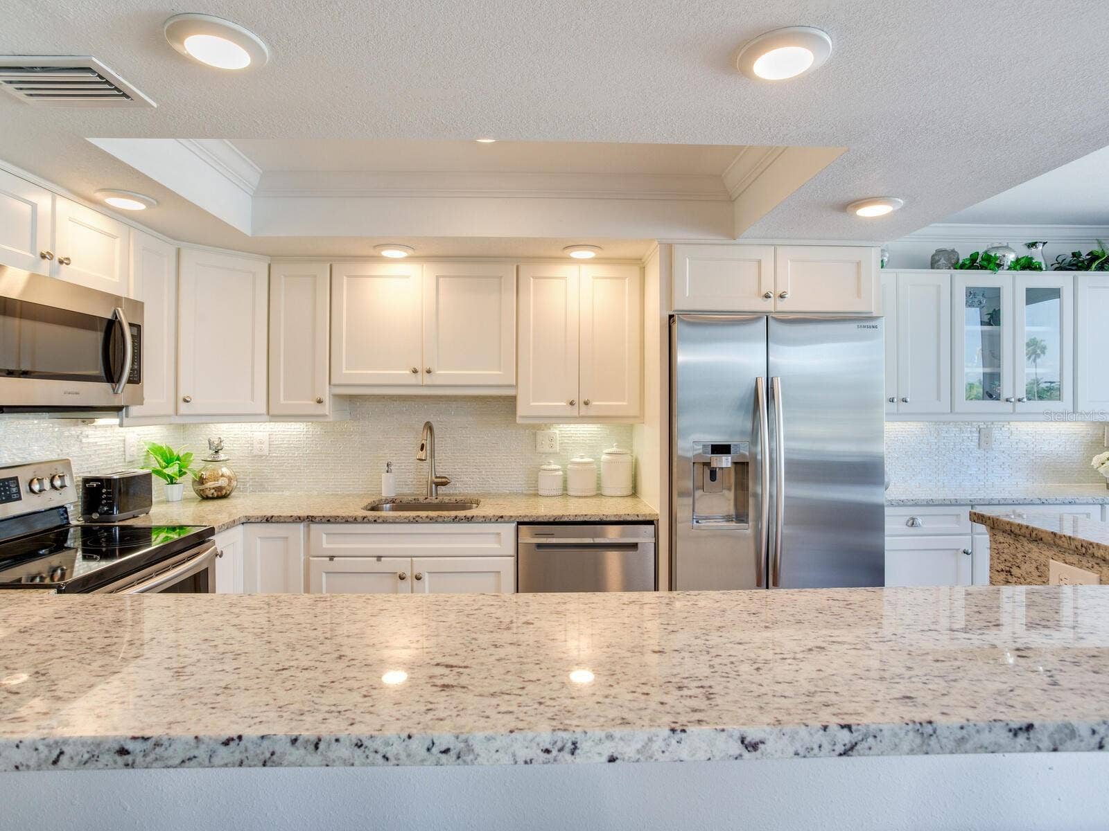 660 ISLAND WAY, #202, Clearwater Beach, FL 33767