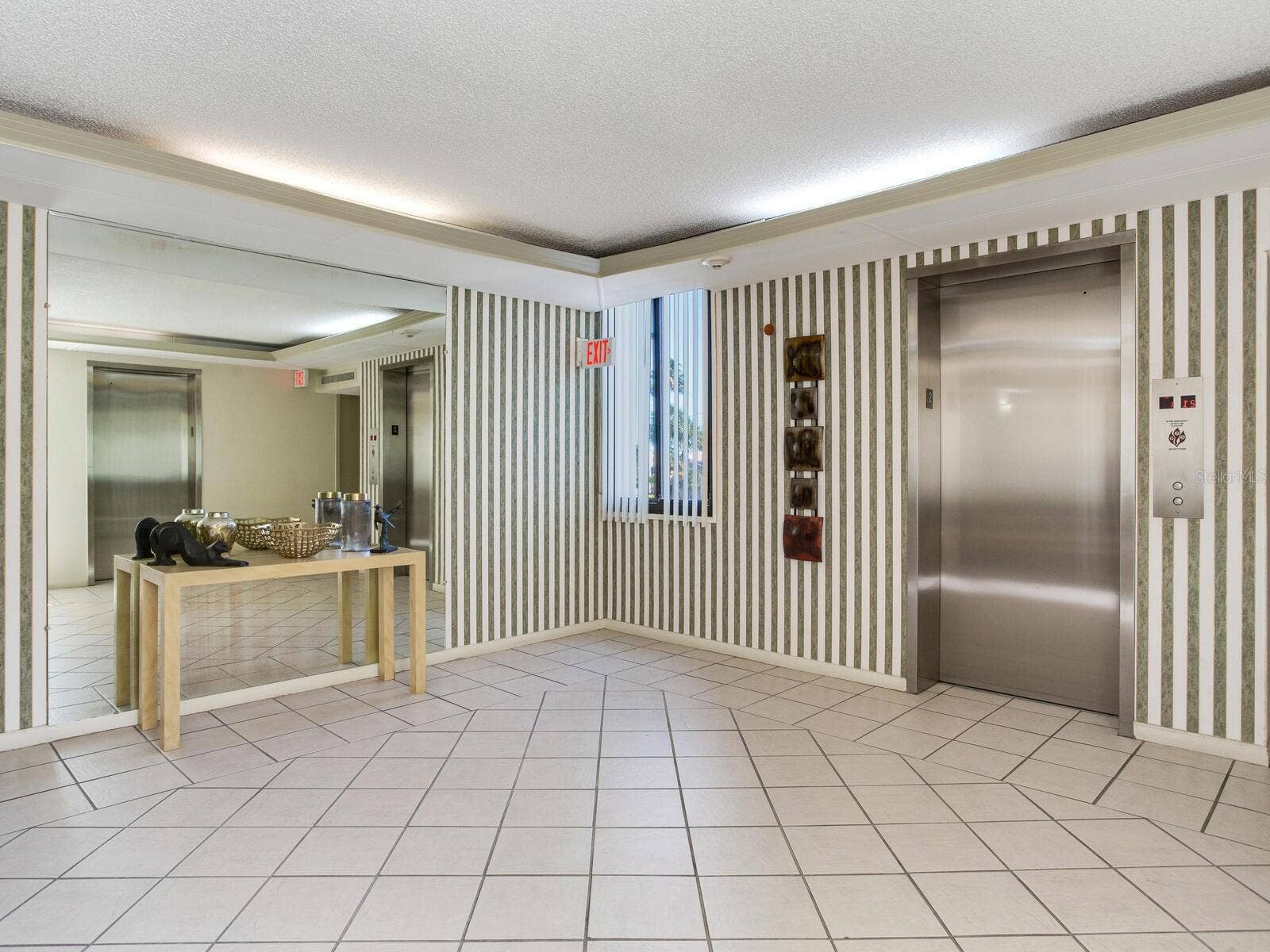 660 ISLAND WAY, #202, Clearwater Beach, FL 33767