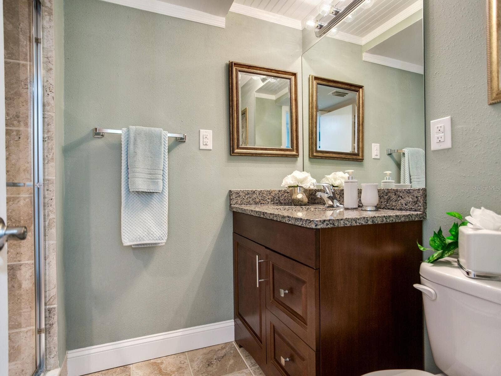 660 ISLAND WAY, #202, Clearwater Beach, FL 33767