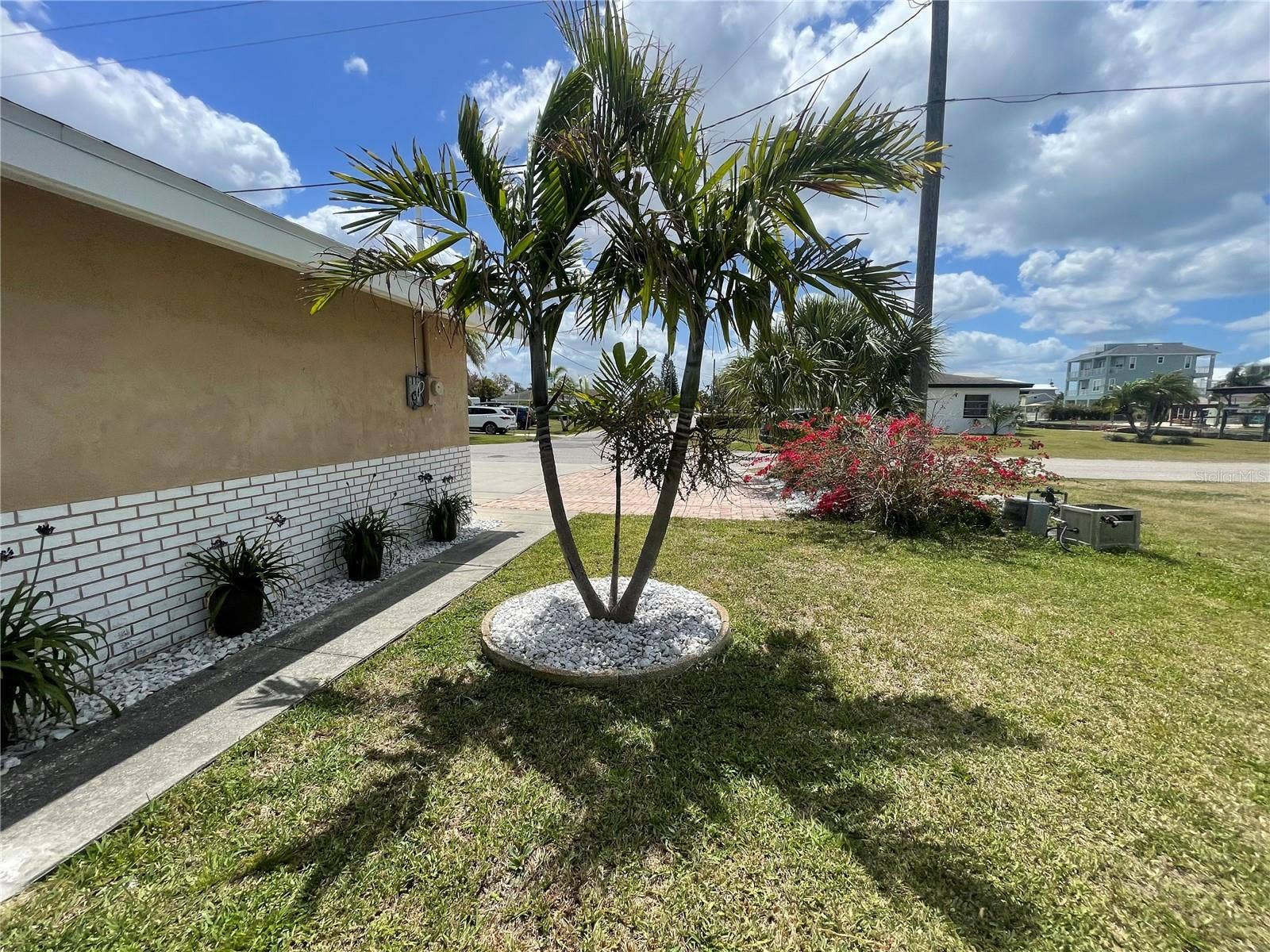 6403 LONNIE LEE LANE, Hudson, FL 34667