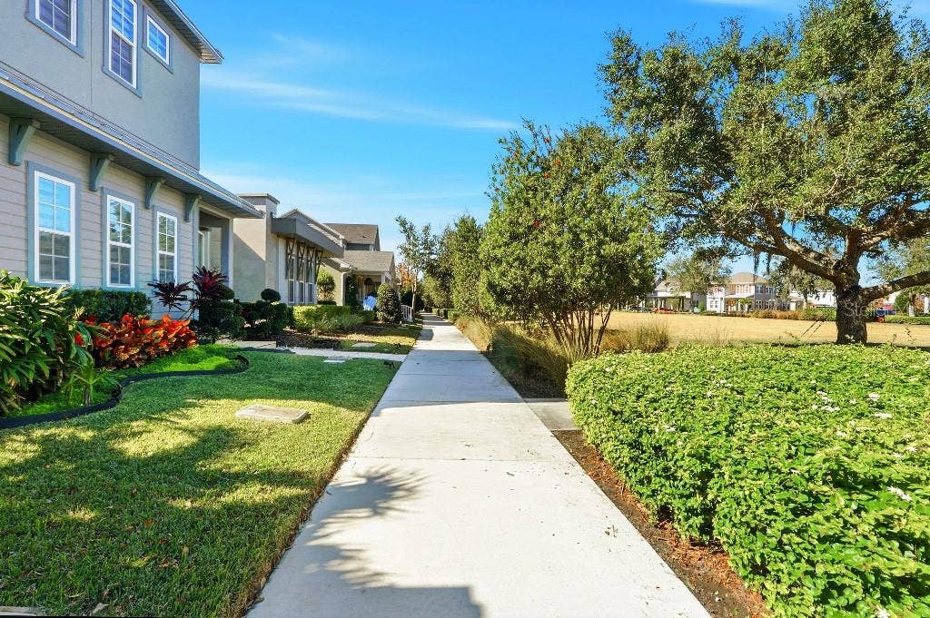6955 HIGGS ALLEY, Orlando, FL 32827 6955 HIGGS ALLEY, Orlando, FL 32827