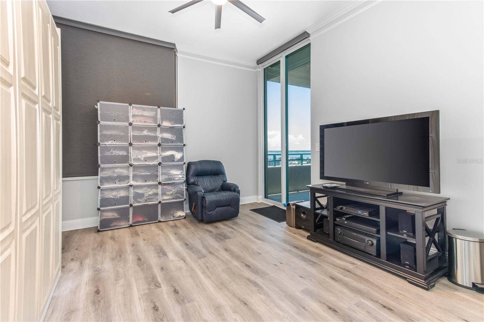 1560 GULF BOULEVARD, #1607, Clearwater, FL 33767 1560 GULF BOULEVARD, #1607, Clearwater, FL 33767