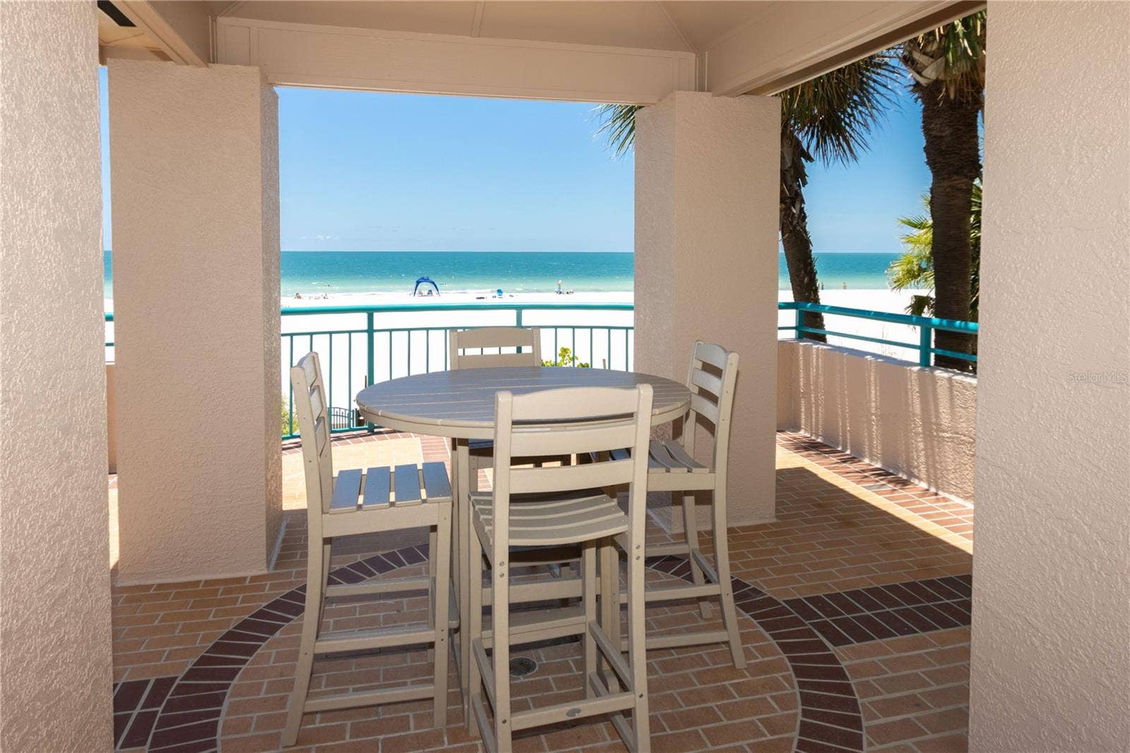 1560 GULF BOULEVARD, #1607, Clearwater, FL 33767 1560 GULF BOULEVARD, #1607, Clearwater, FL 33767