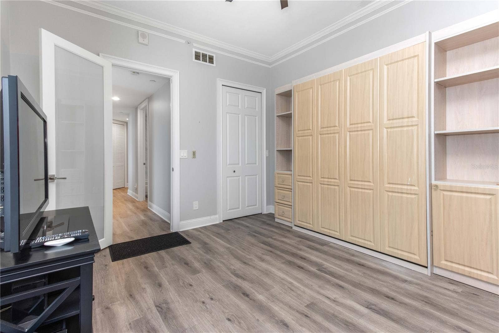 1560 GULF BOULEVARD, #1607, Clearwater, FL 33767 1560 GULF BOULEVARD, #1607, Clearwater, FL 33767