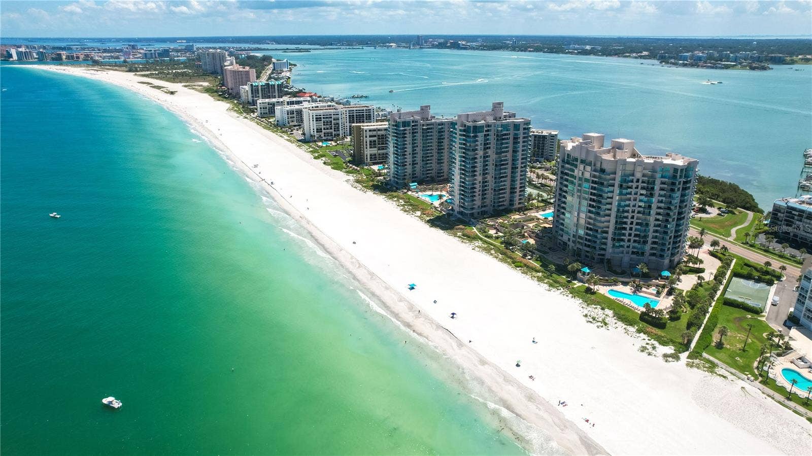 1560 GULF BOULEVARD, #1607, Clearwater, FL 33767 1560 GULF BOULEVARD, #1607, Clearwater, FL 33767