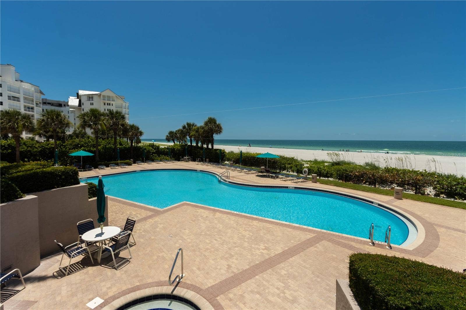 1560 GULF BOULEVARD, #1607, Clearwater, FL 33767 1560 GULF BOULEVARD, #1607, Clearwater, FL 33767