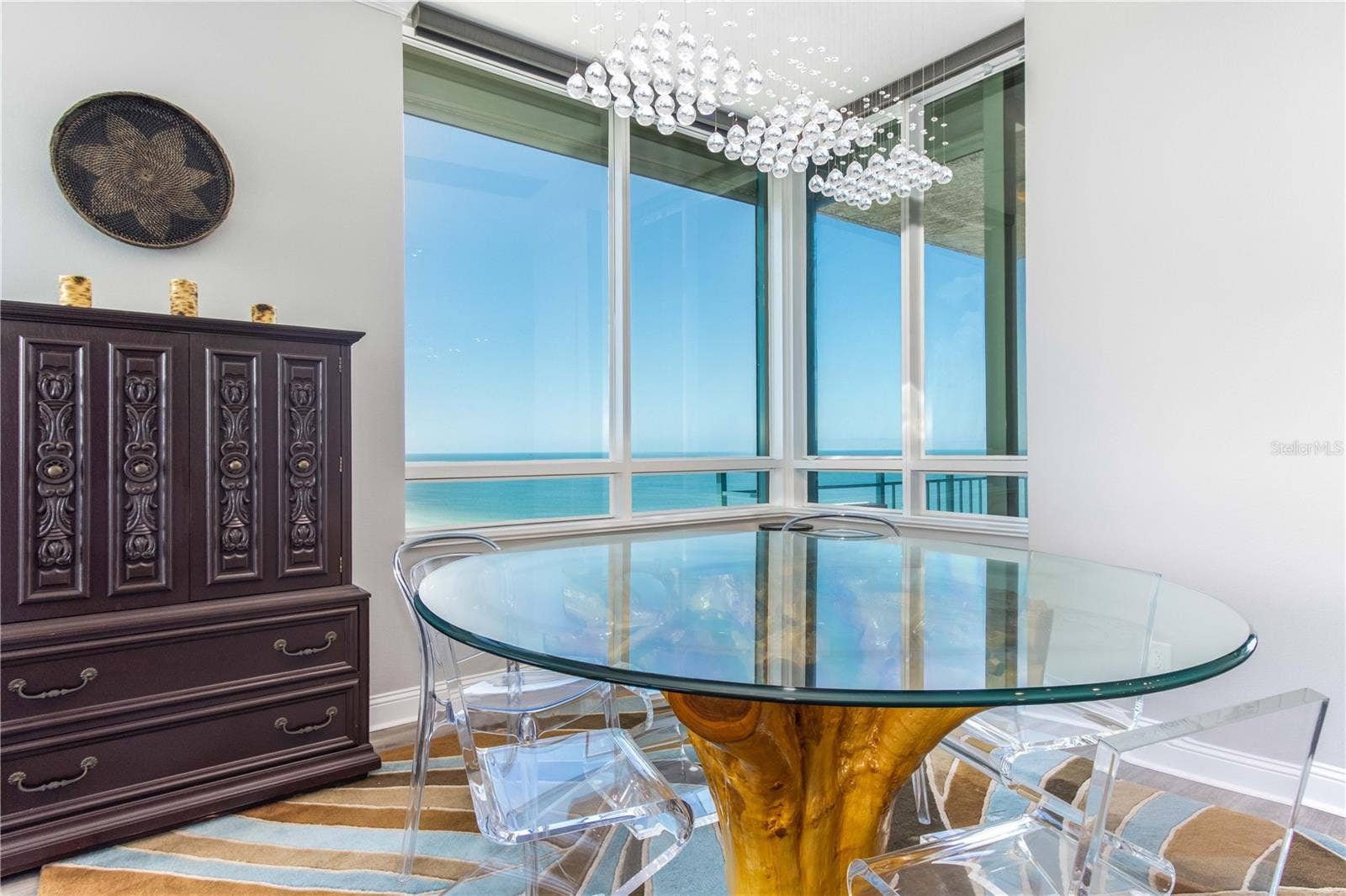 1560 GULF BOULEVARD, #1607, Clearwater, FL 33767 1560 GULF BOULEVARD, #1607, Clearwater, FL 33767
