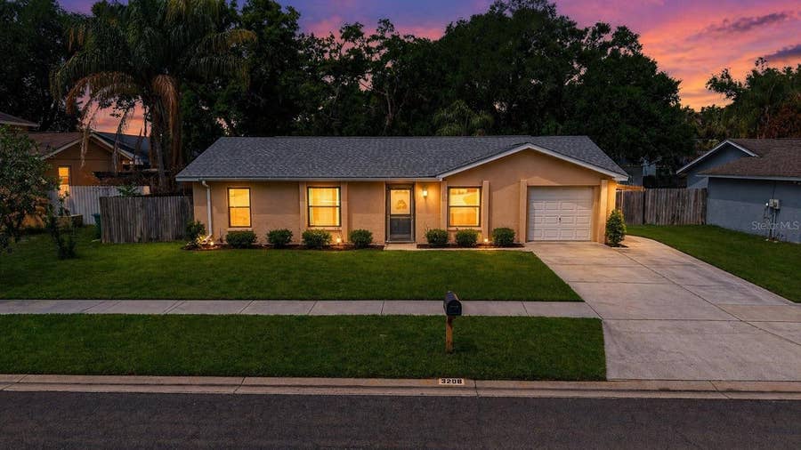 Property photo for 3208 ACAPULCO DRIVE, Riverview, FL