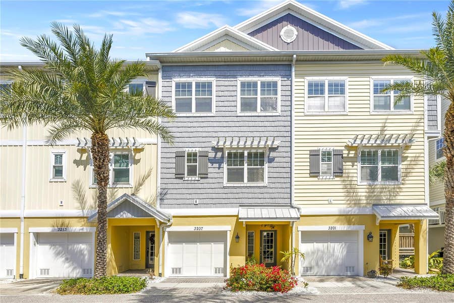 Property photo for 3207 NAUTICAL PLACE S, St Petersburg, FL