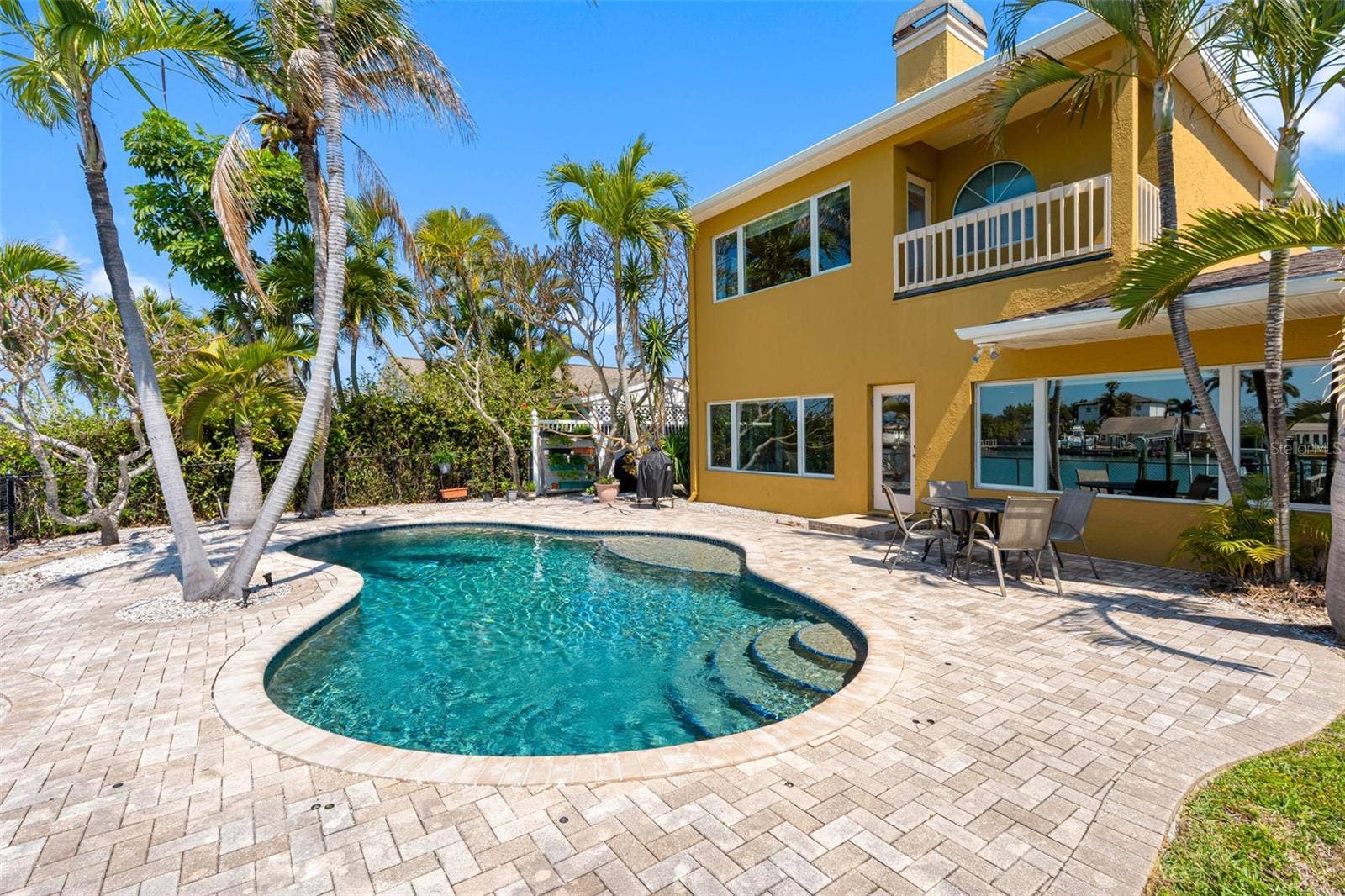 11260 5TH STREET E, Treasure Island, FL 33706