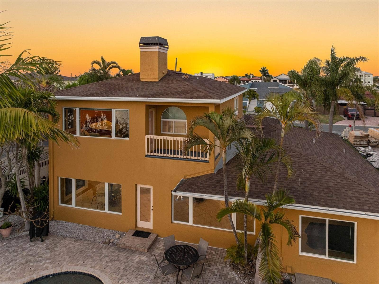 11260 5TH STREET E, Treasure Island, FL 33706