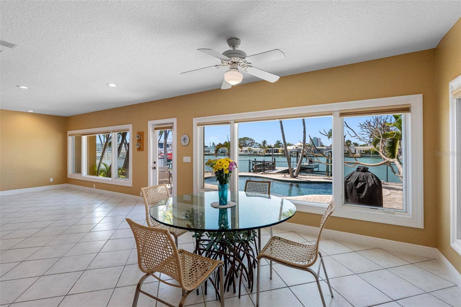 11260 5TH STREET E, Treasure Island, FL 33706