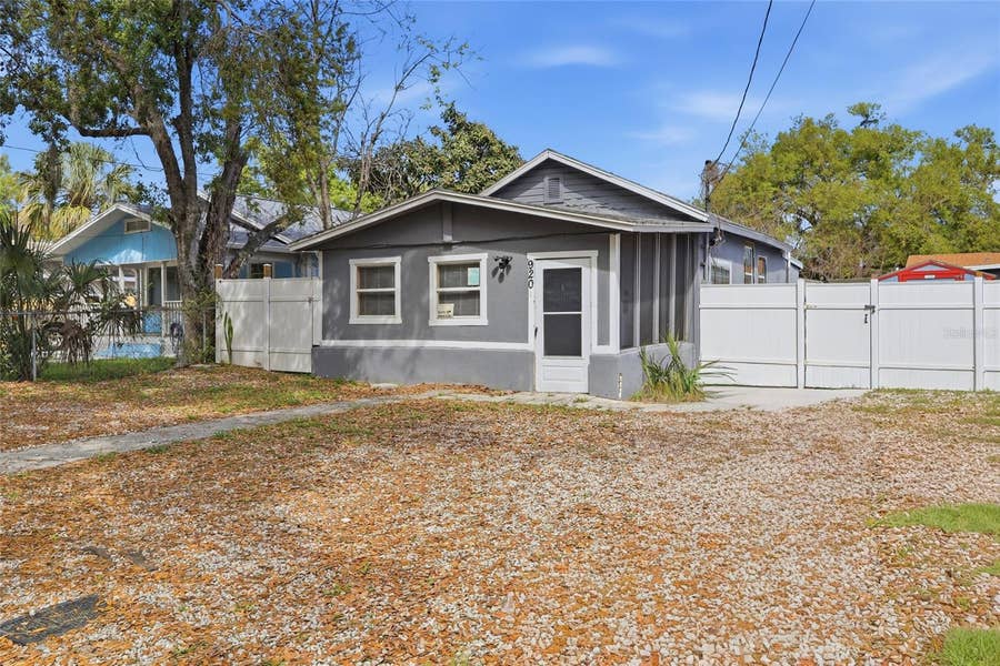 Property photo for 920 E ANNIE STREET, Tampa, FL